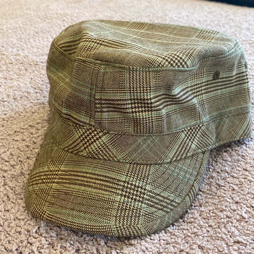 Tribe fitted plaid hat. Size XL